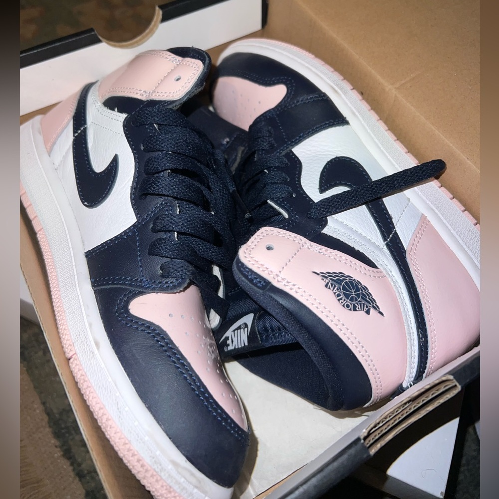 Jordan 1 Retro High OG ‘Bubble Gum’